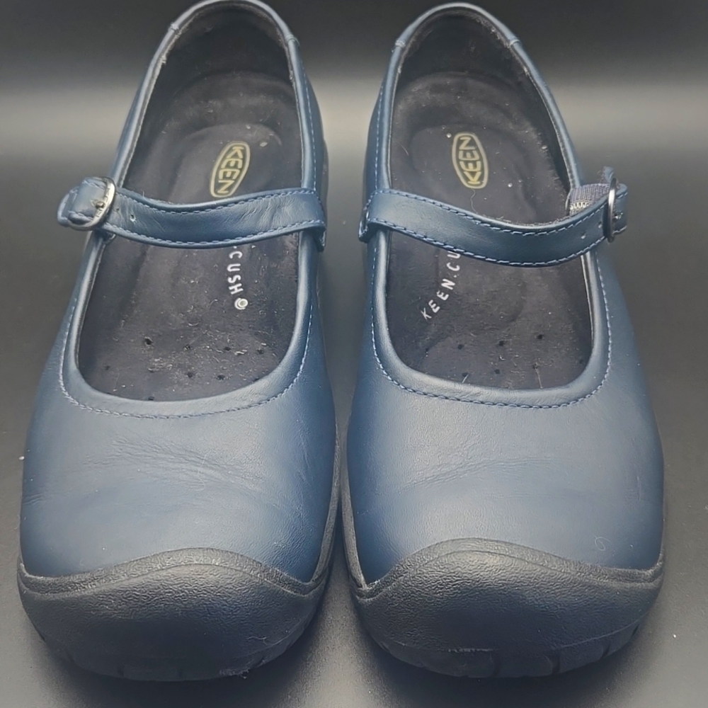 Used, like new KEEN brand Navy blue Mary Jane's. Size 9.